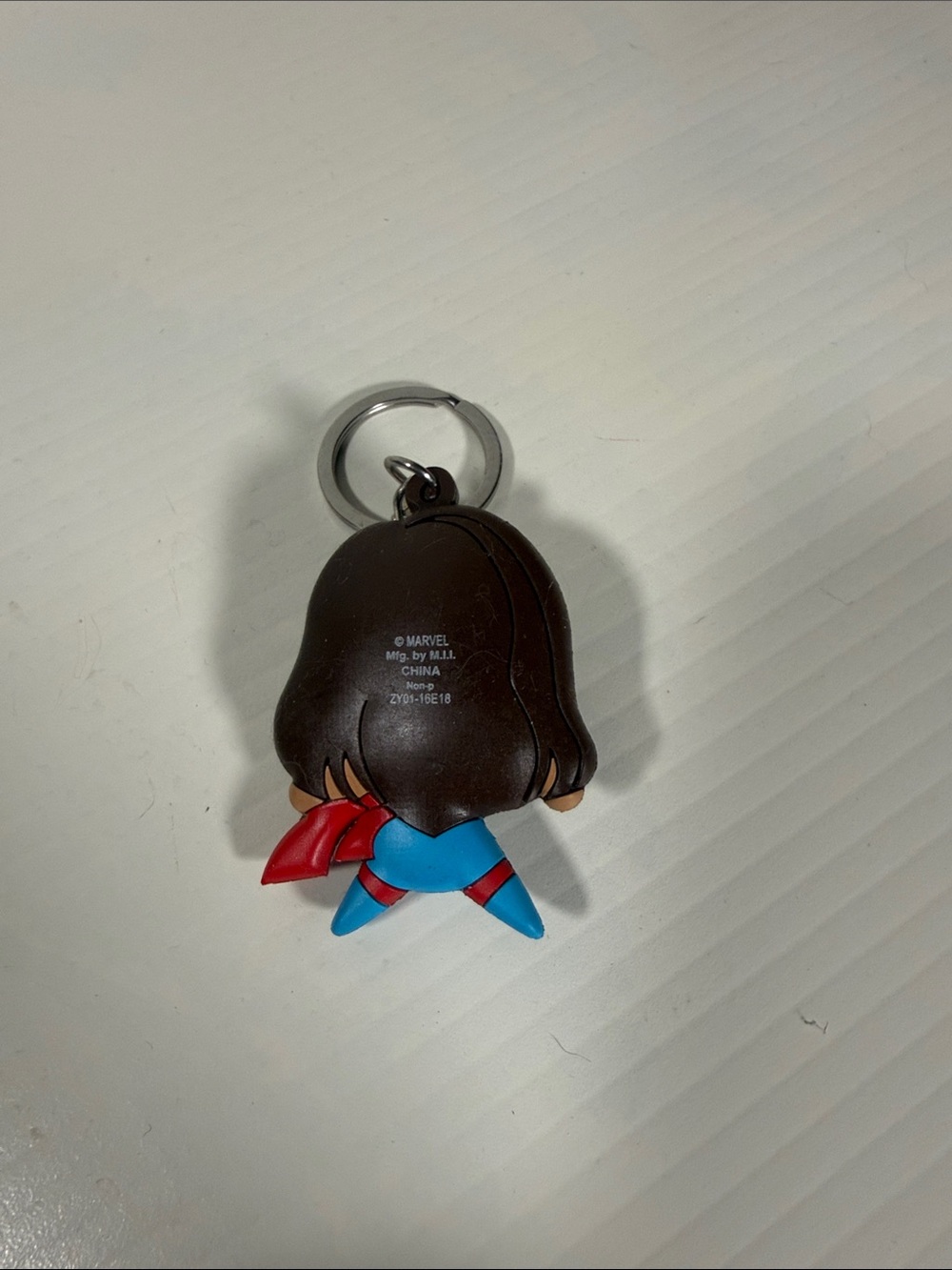 MARVEL SERIES 7 COLLECTORS KEYRING 1 - Ms Marvel - Picture 2 of 2